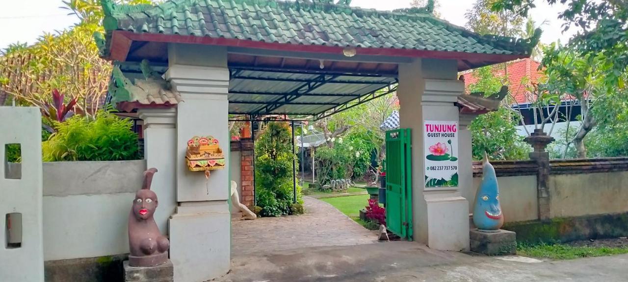 Tunjung Guest House Lovina Beach 불레렝 외부 사진